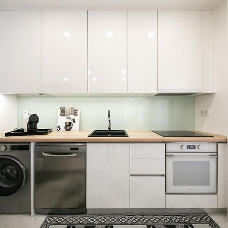 Dina Beach House Avo Mariana Назаре Екстериор снимка