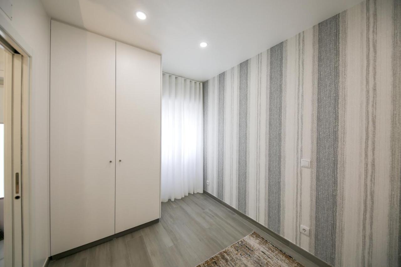 Dina Beach House Avo Mariana Назаре Екстериор снимка