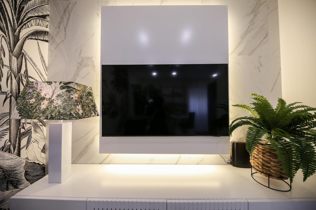 Dina Beach House Avo Mariana Назаре Екстериор снимка