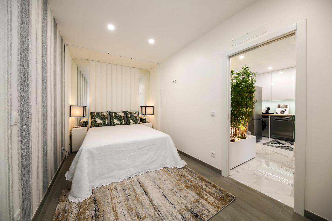 Dina Beach House Avo Mariana Назаре Екстериор снимка